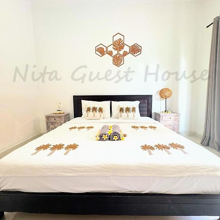 Nita Guest House Bali Canggu Esterno foto