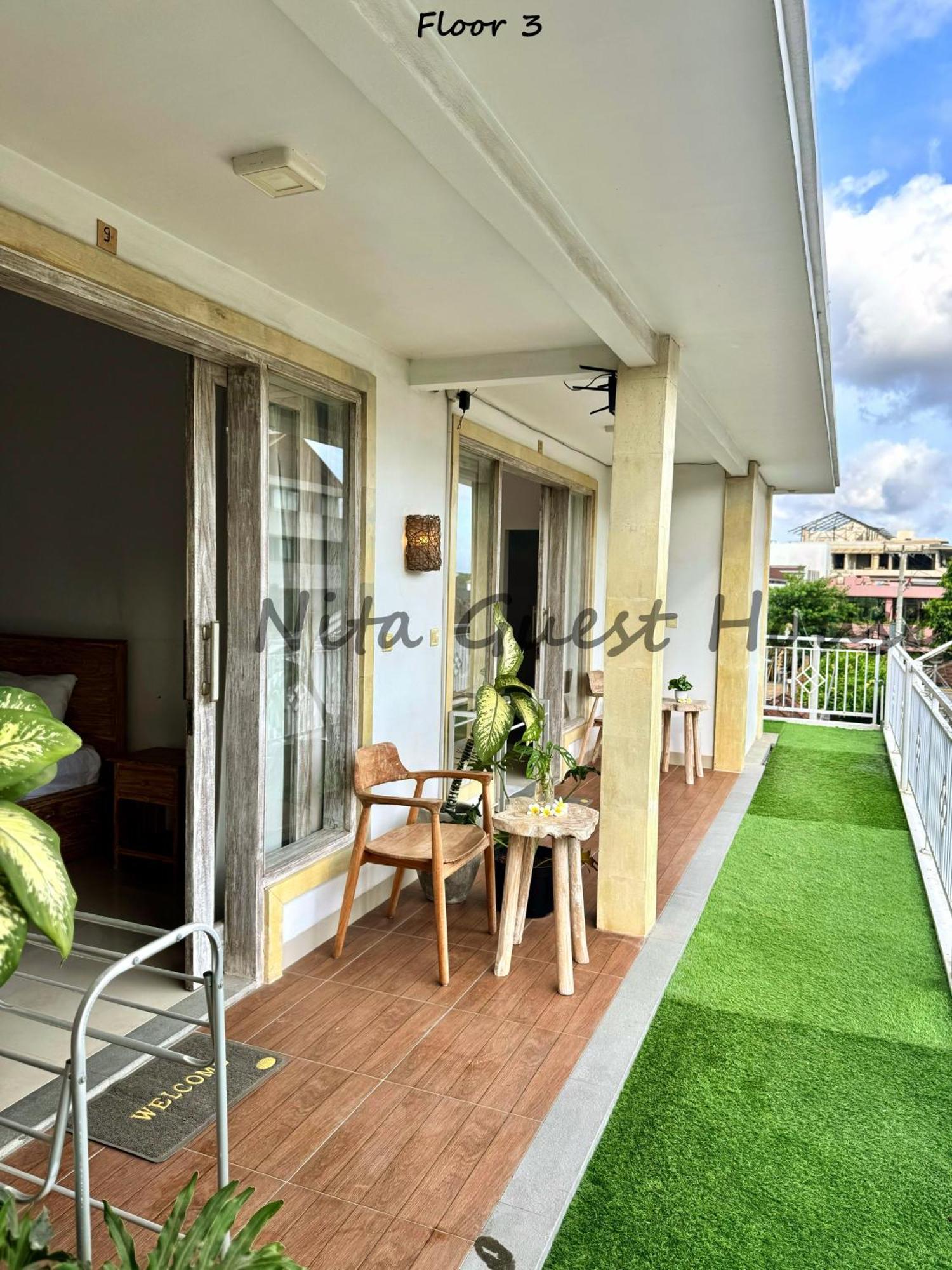 Nita Guest House Bali Canggu Esterno foto